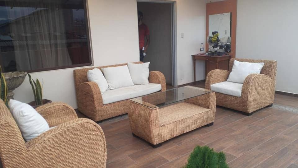 Hostal Nizza Κουένκα Εξωτερικό φωτογραφία