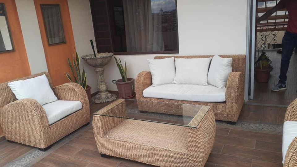 Hostal Nizza Κουένκα Εξωτερικό φωτογραφία